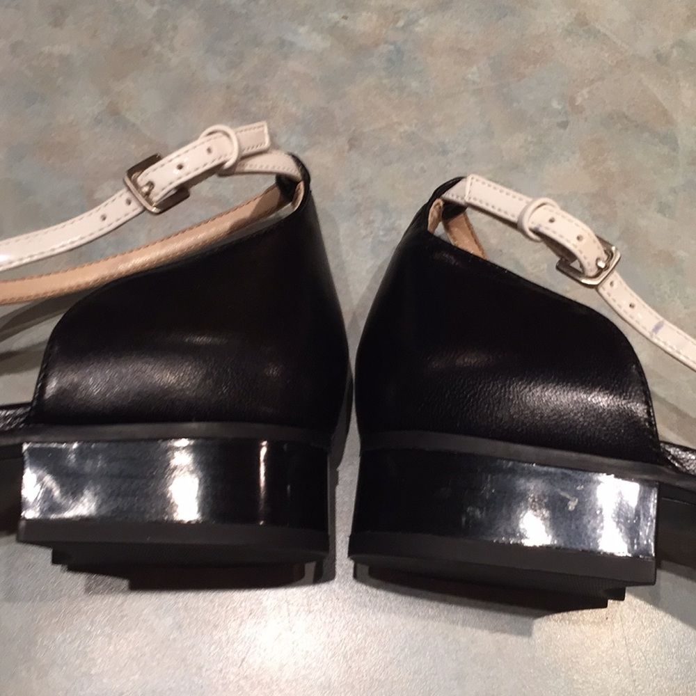 Nine West black and white flats - Picture 5 of 6